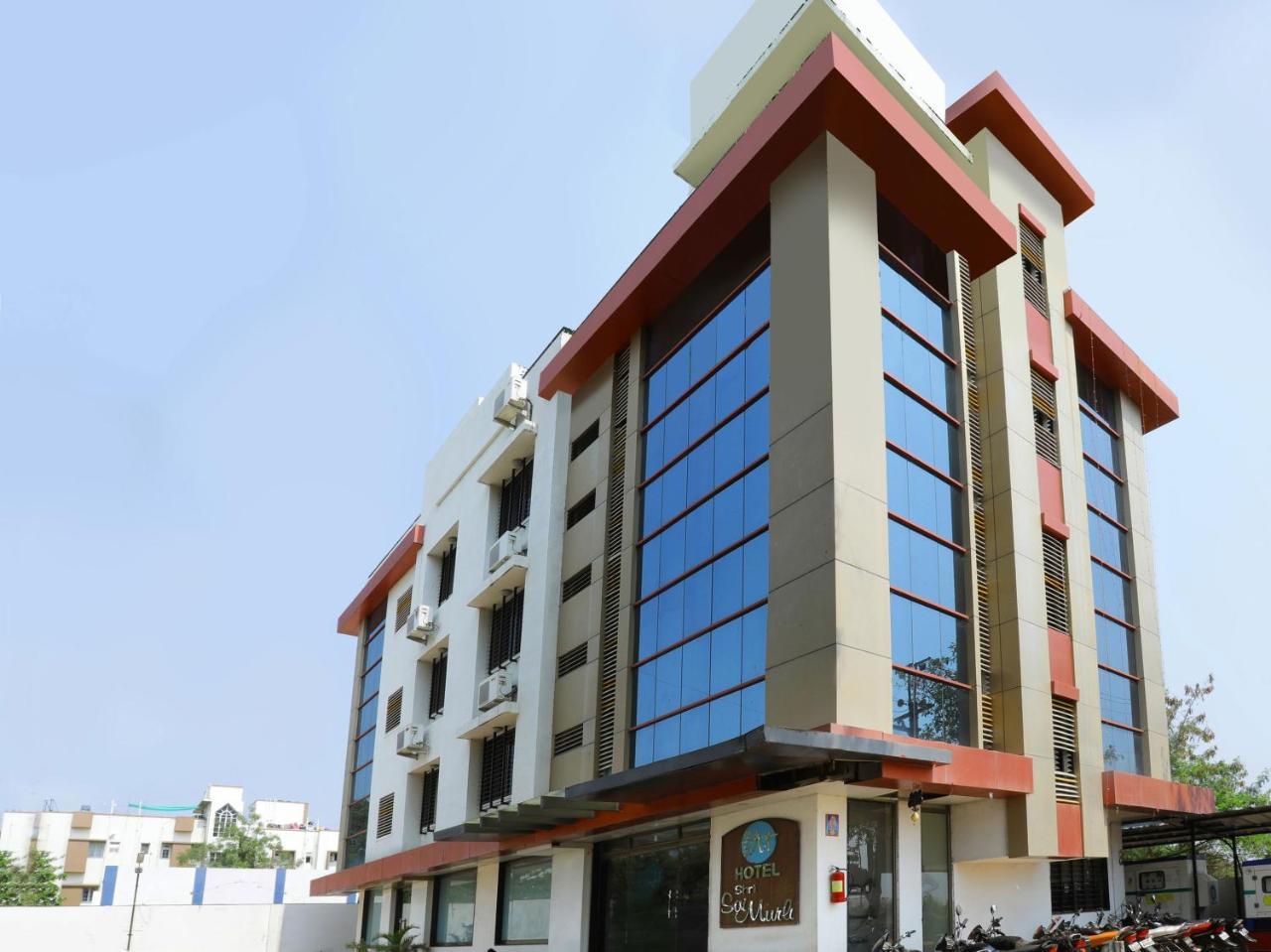 Oyo 4198 Hotel Shri Sai Murli Shirdi Buitenkant foto